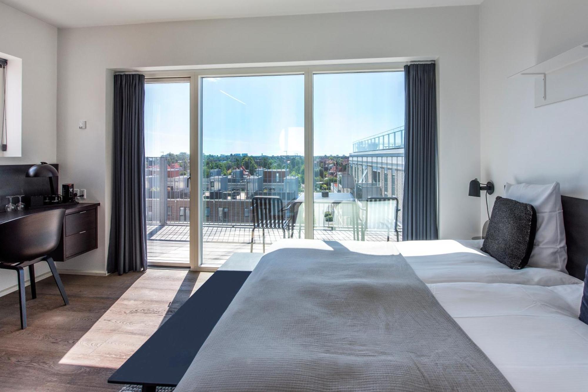 Superior Double Room Balcony,1216687321:JPEG